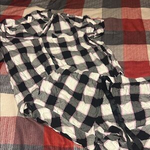 Victoria's Secret Black and Pink Checkered Lightweight Pajama Set